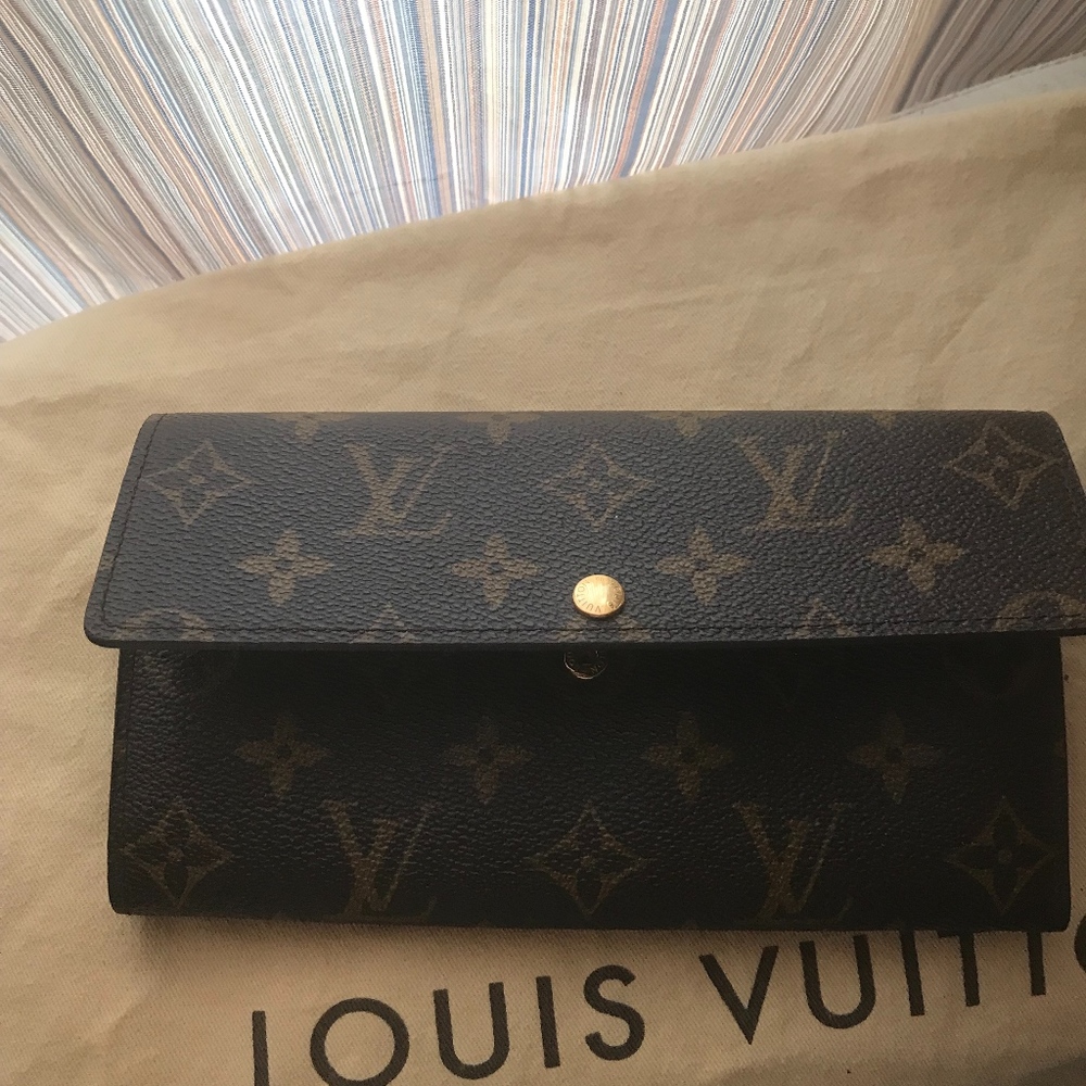 LV Sarah Wallet Monogram